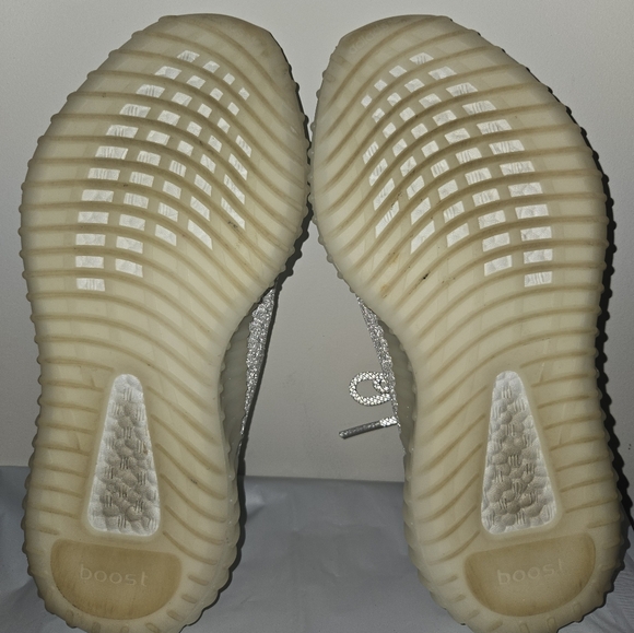 Yeezy Boost 350 V2 "White Bone" - Picture 6 of 6